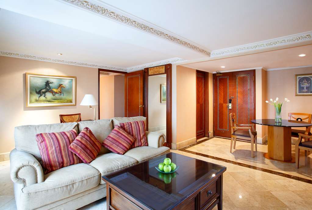 Ambhara Hotel Jakarta