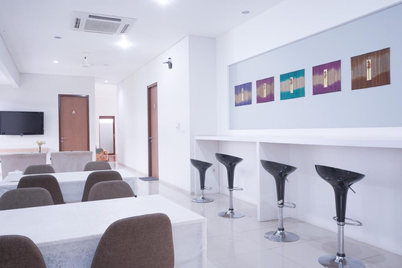 Mk House Tendean Guest house Jakarta
