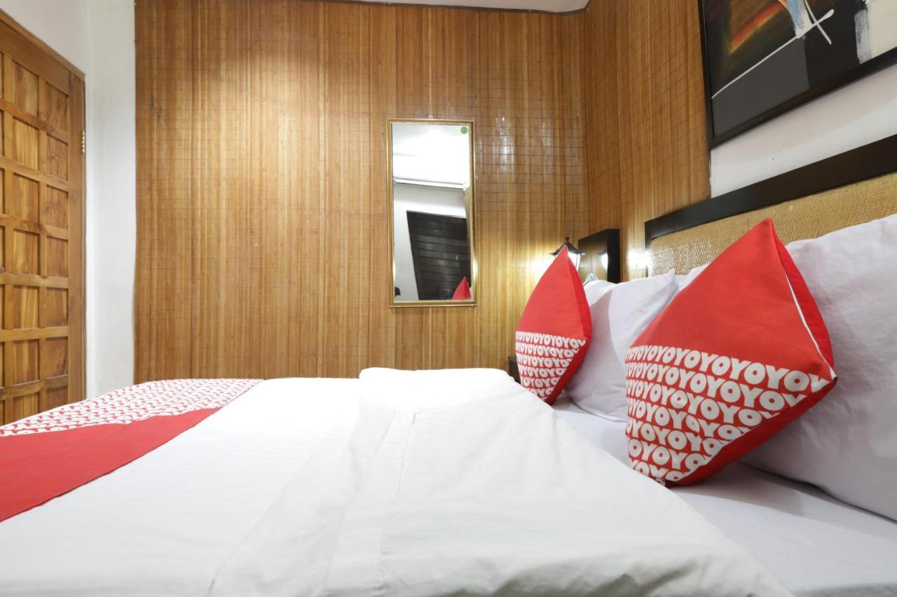 Oyo 161 Dc Utan Kayu 2* Jakarta