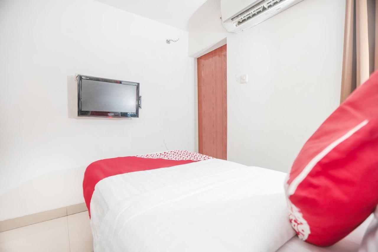 Hotel Oyo 161 Dc Utan Kayu Jakarta