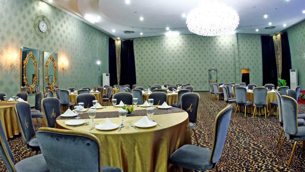 Amaroossa Cosmo 4* Jakarta