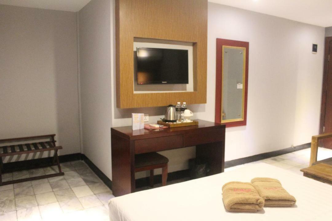 Mustika Senen Hotel Jakarta