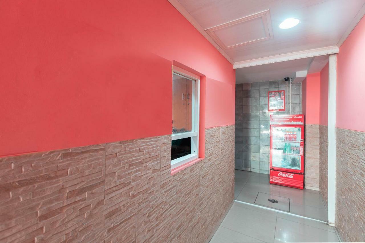 Hotel Oyo 730 Wisma 38 Jakarta