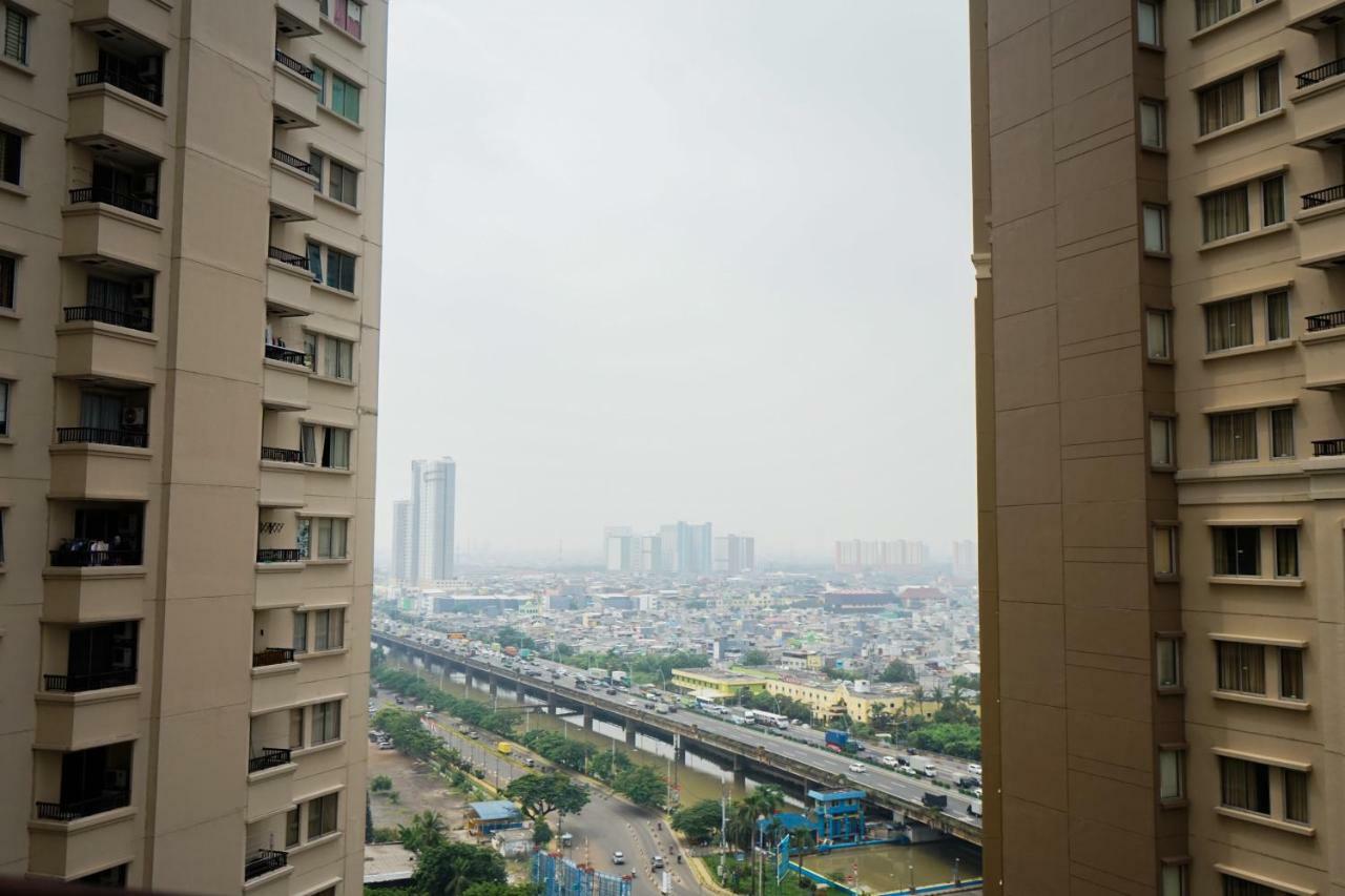 Minimalist 2br Marina Ancol By Travelio Jakarta