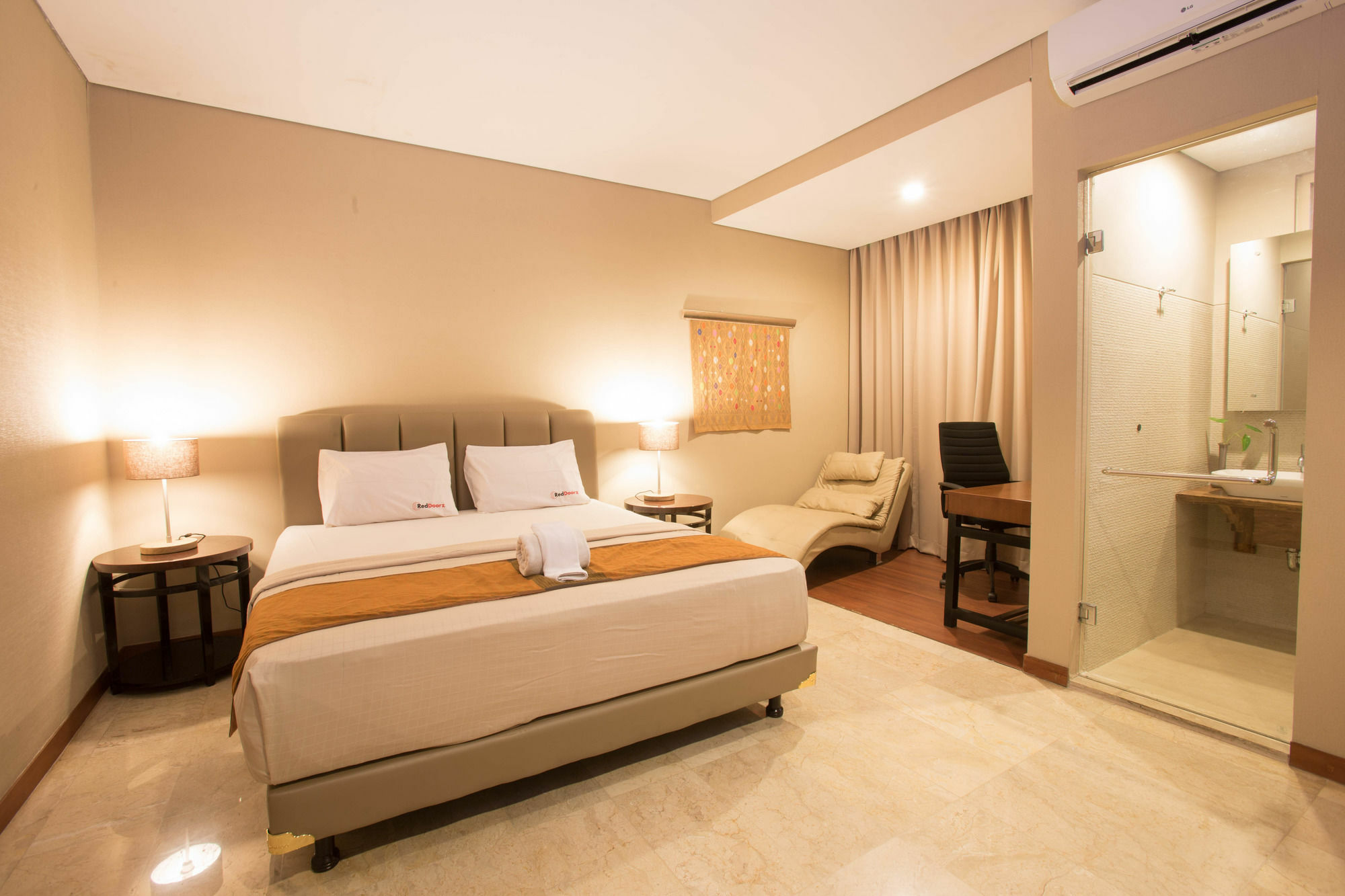 Reddoorz Plus @ Cipete Selatan 3*