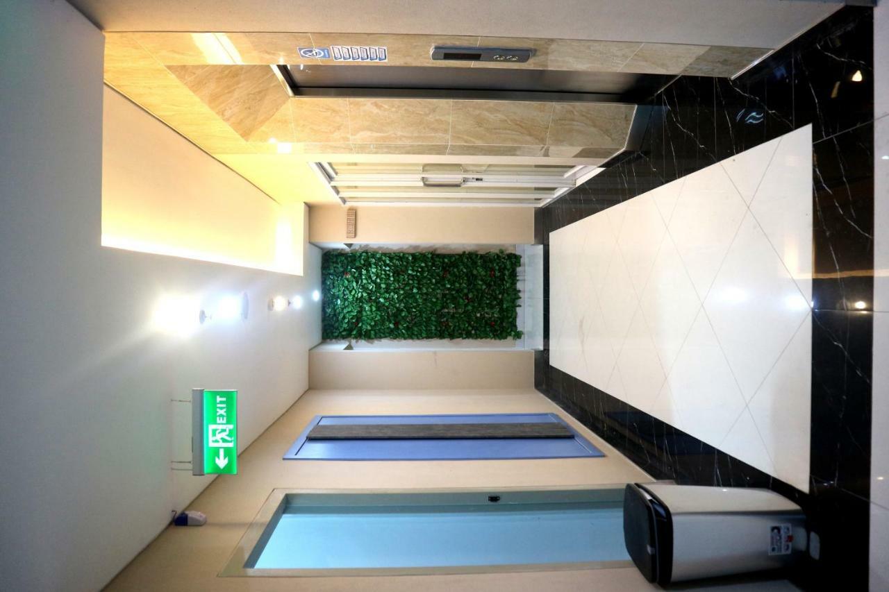 Trust Building Aparthotel *