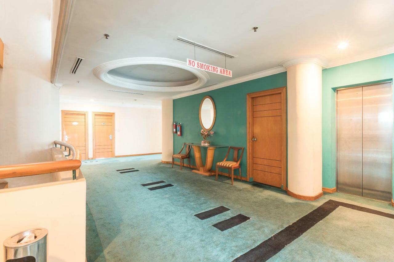 Hotel Bulevar Tanjung Duren 2*