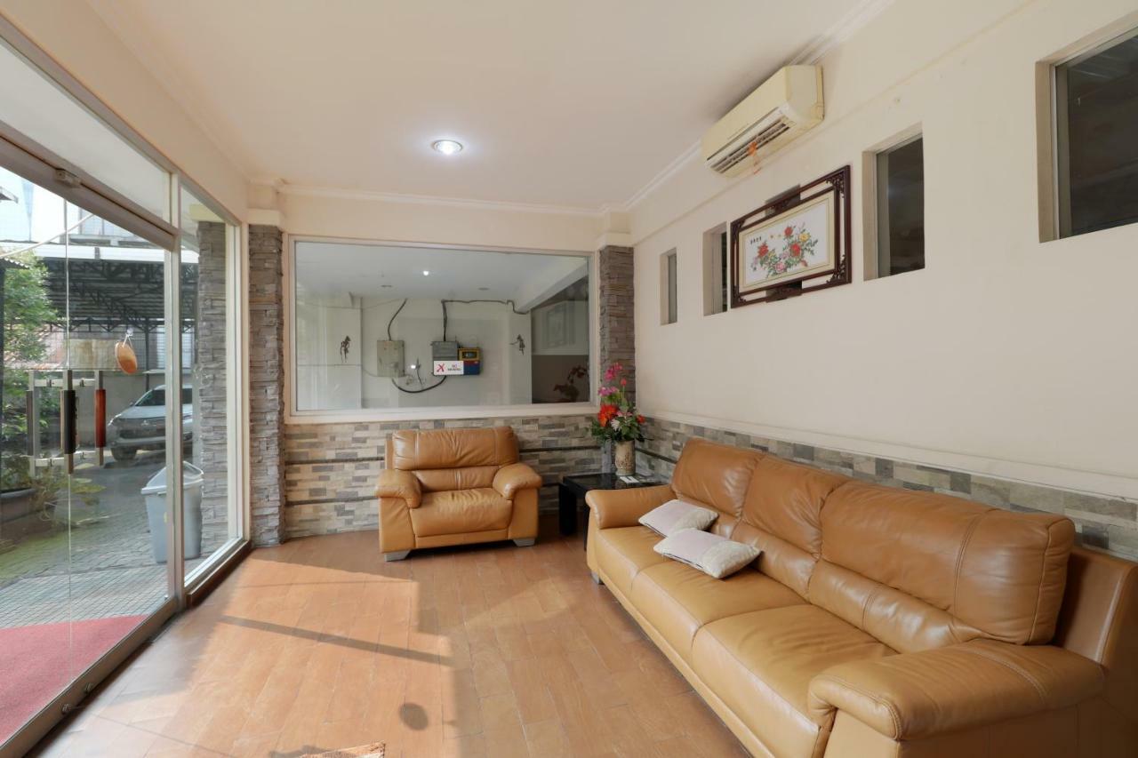 Guest house Clover Jakarta