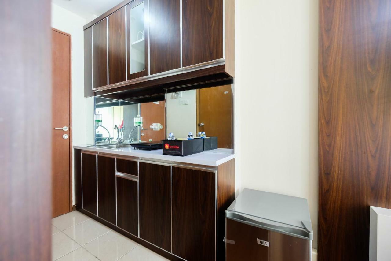 Comfy Tifolia By Travelio Apartment Jakarta