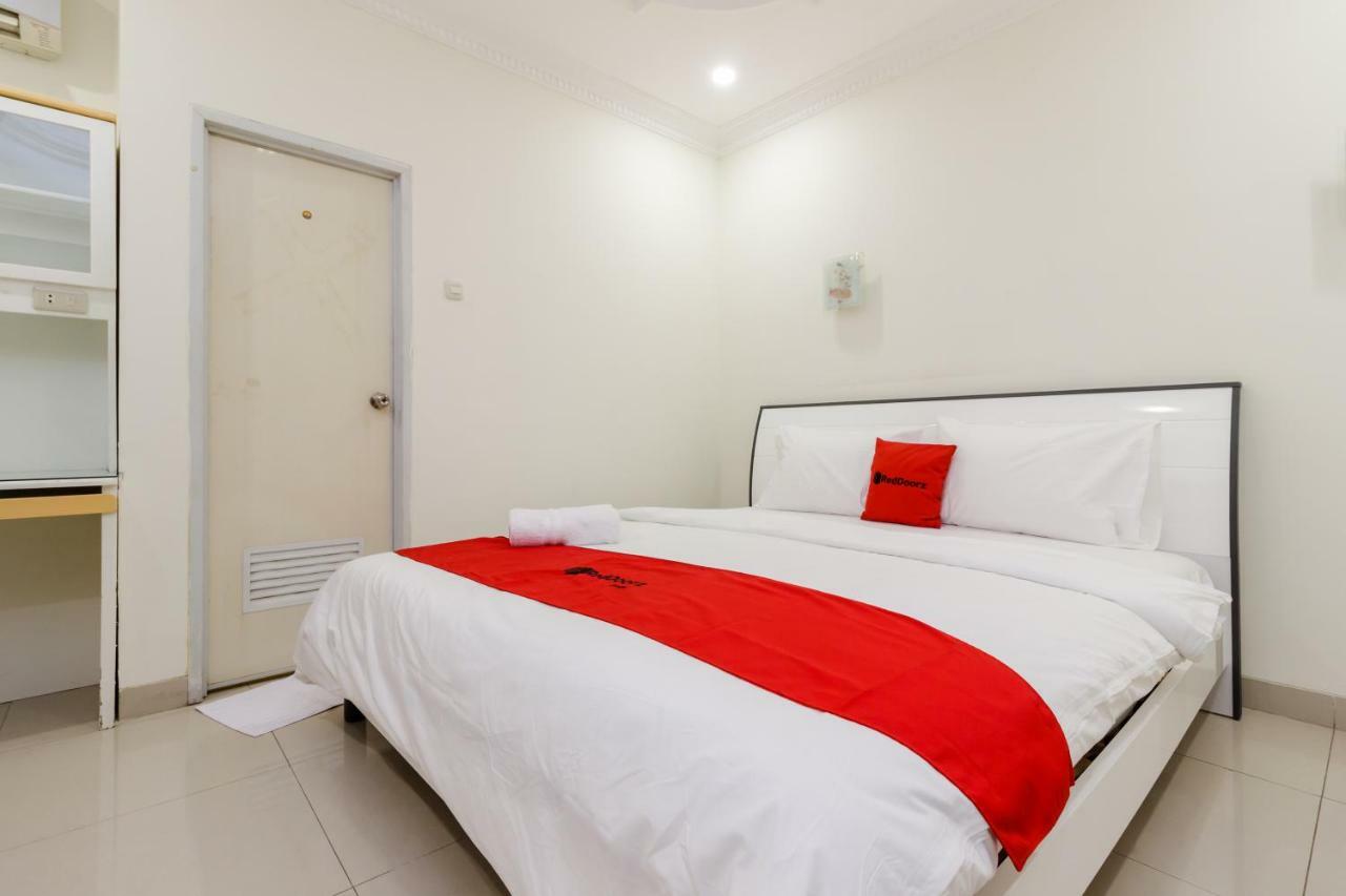 Reddoorz Syariah Near Mall Artha Gading 2* Jakarta