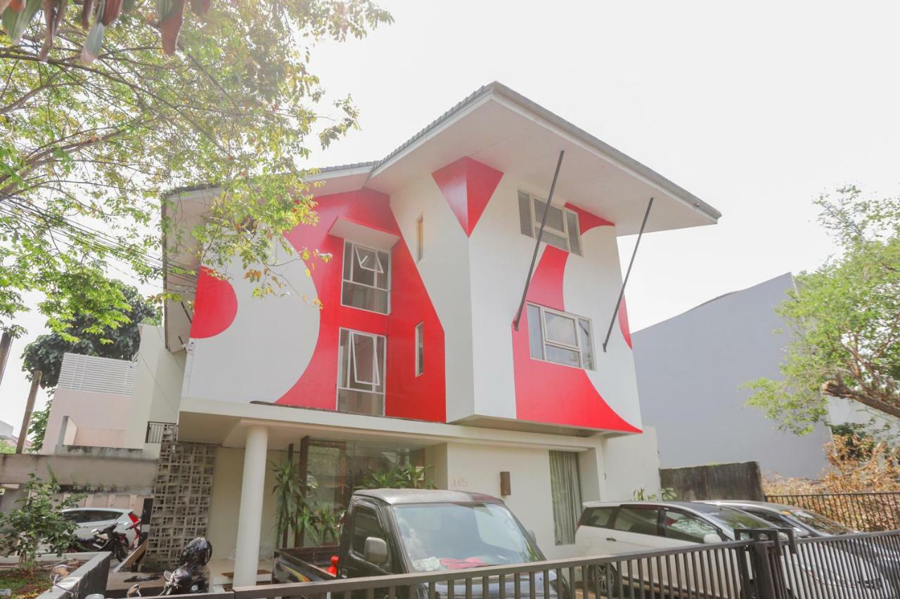 Hotel Oyo 651 Casamora Cilandak Syariah