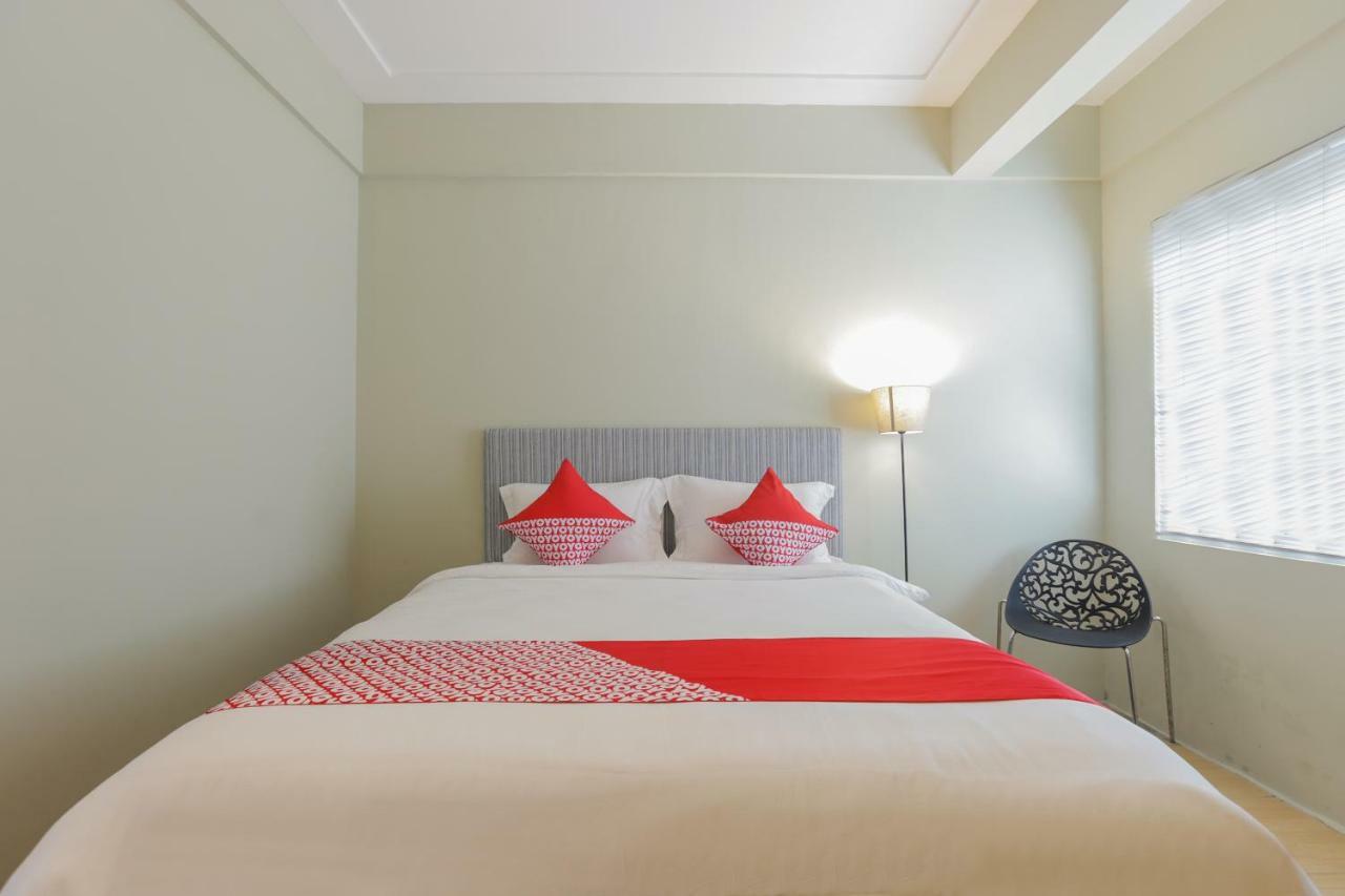 Oyo 651 Casamora Cilandak Syariah Hotel