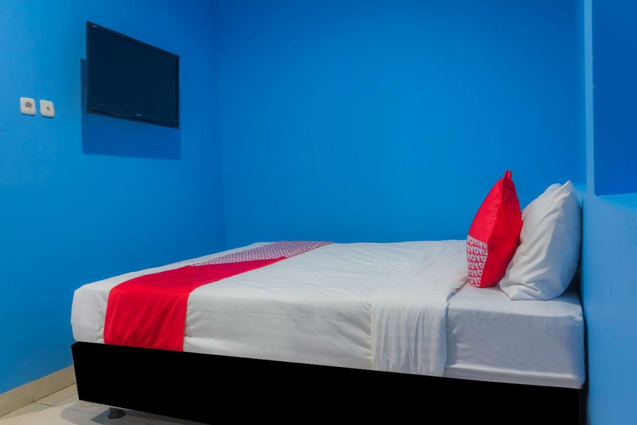 Hotel Oyo 911 Tebet Jakarta