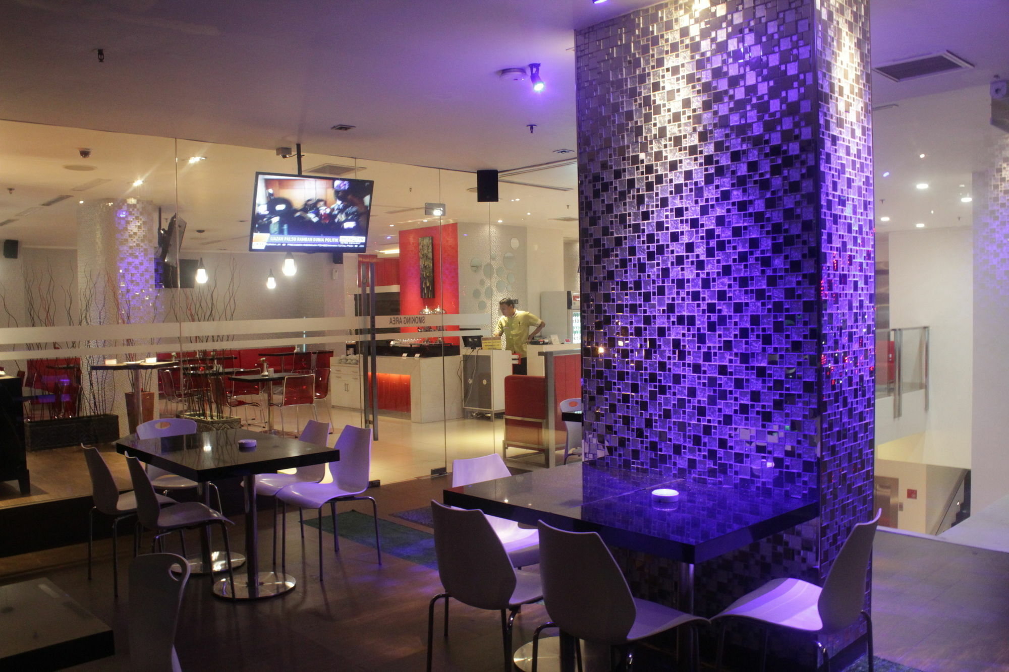 Redstar Hotel 3*