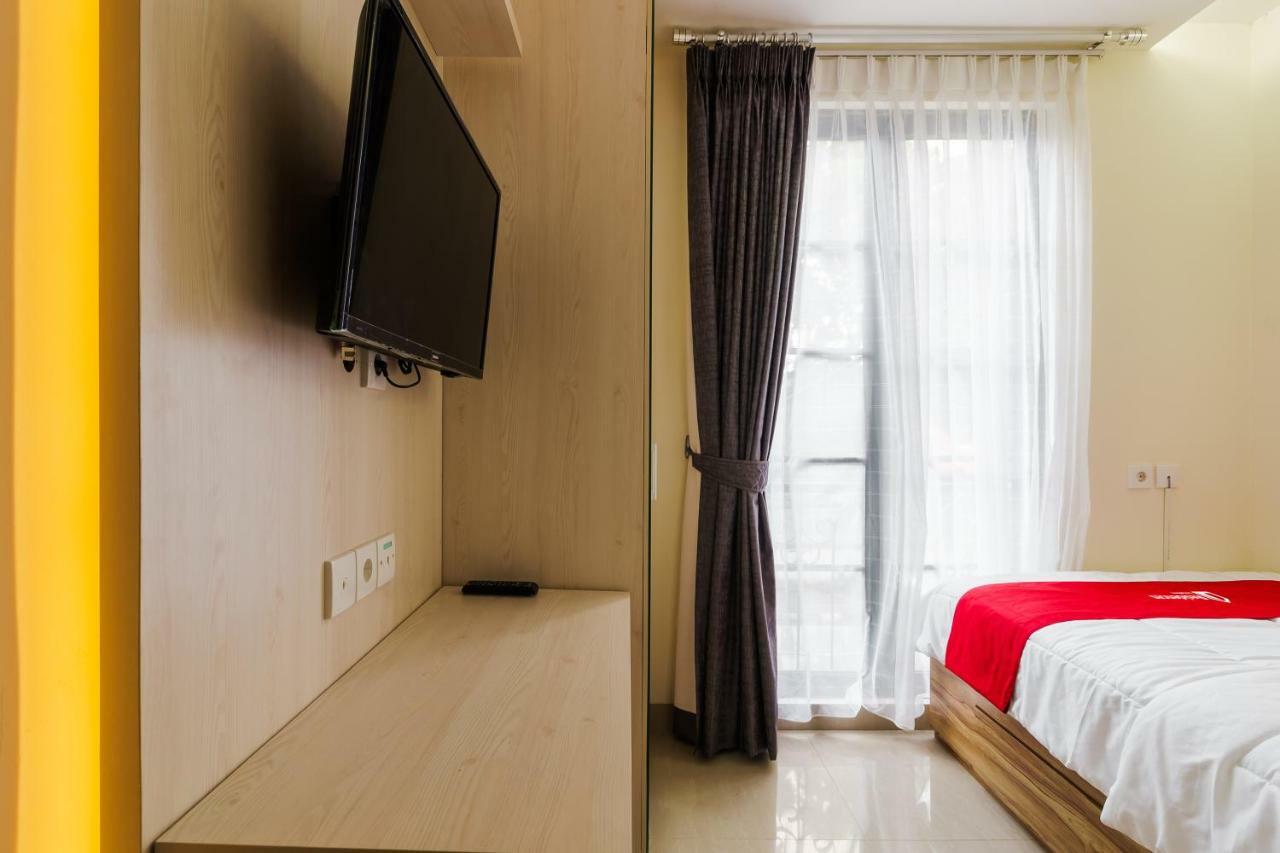 Residences By Reddoorz @ Guntur Raya Setiabudi Nhà khách Jakarta