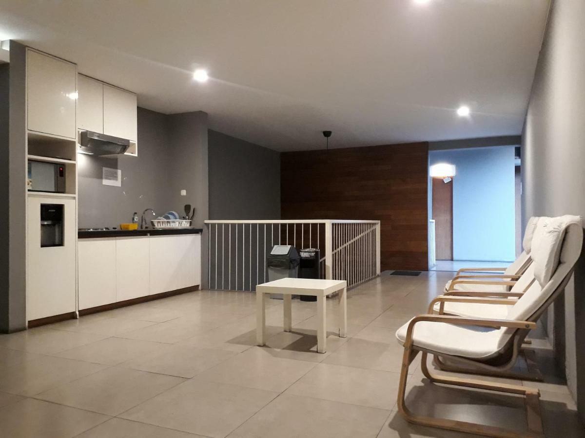 2510 Urbanliving Aparthotel *