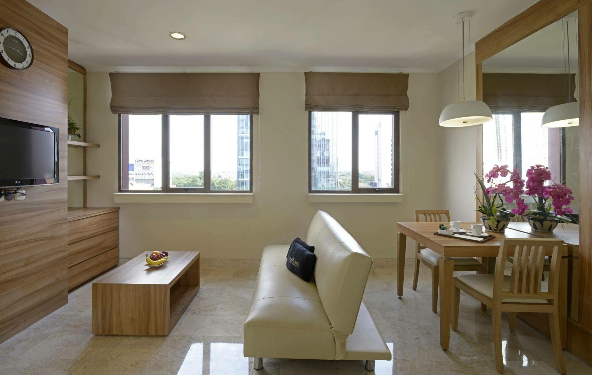 Midtown Simatupang 4*