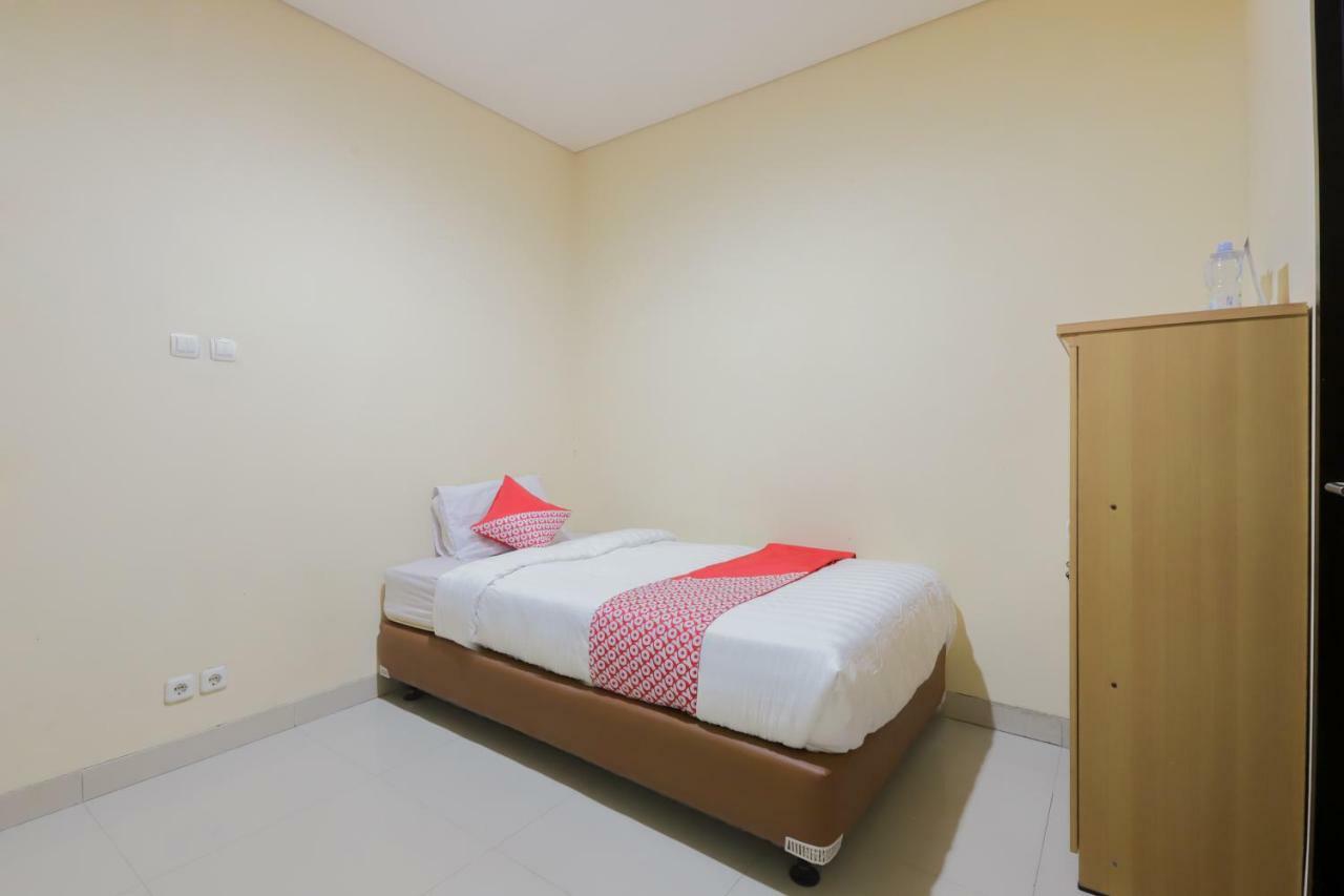 Oyo 968 Tirthankara Hotel