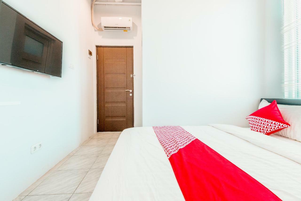 Fongki Place 2* Jakarta