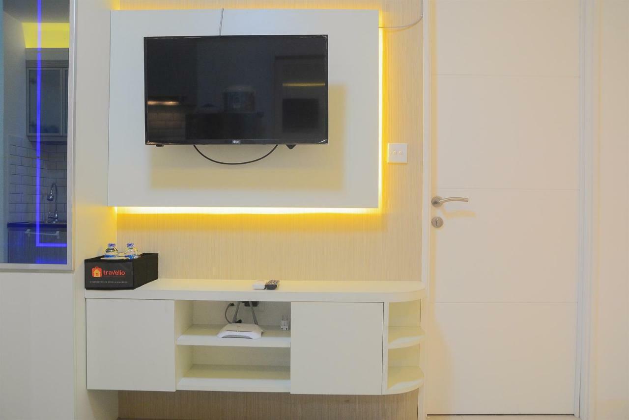 Pool View 2br With Sofa Bed Bassura By Travelio Apartment