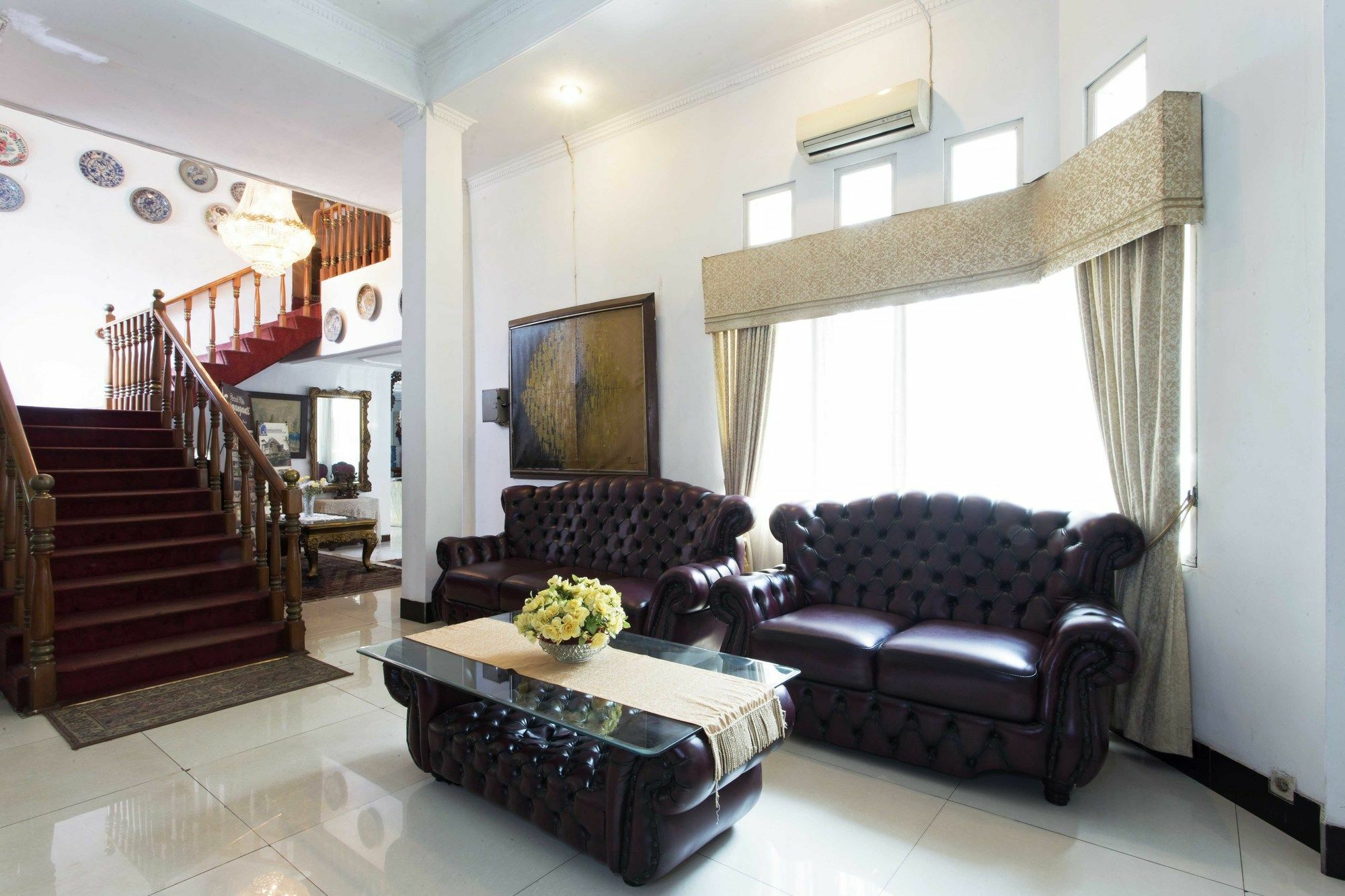Reddoorz Near Cibubur Junction Guest house Jakarta
