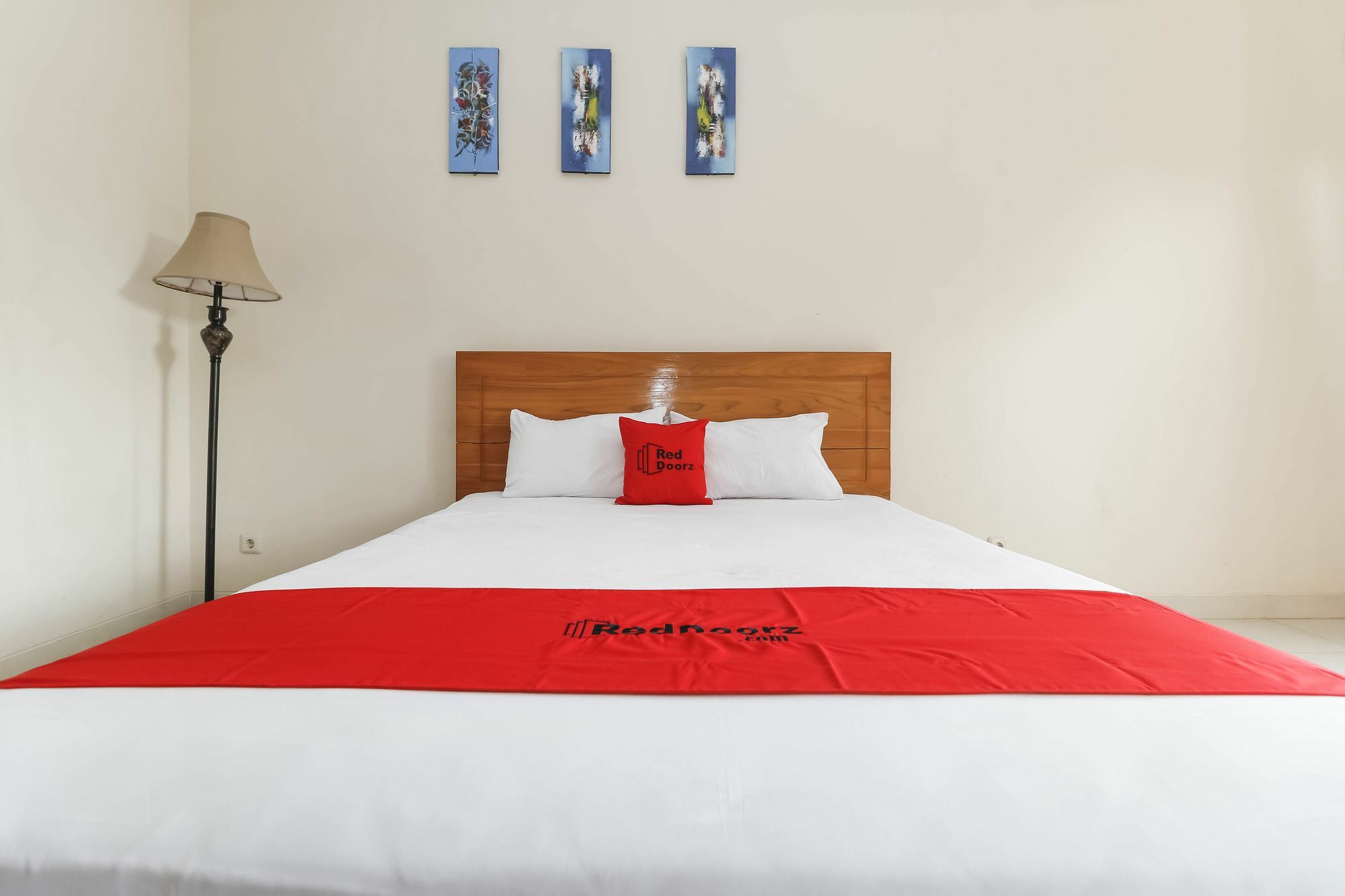 Guest house Reddoorz Near Cibubur Junction 2*