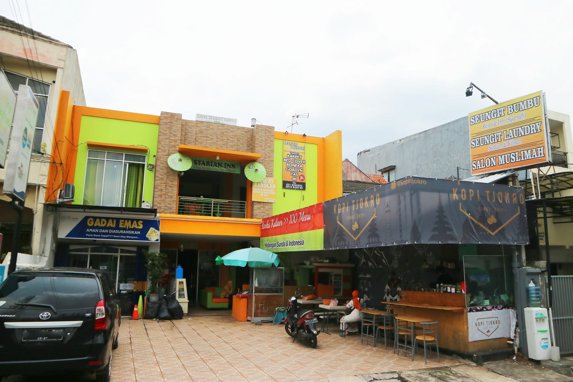 Seungit Syariah Tebet Mitra Reddoorz Guest house 2*