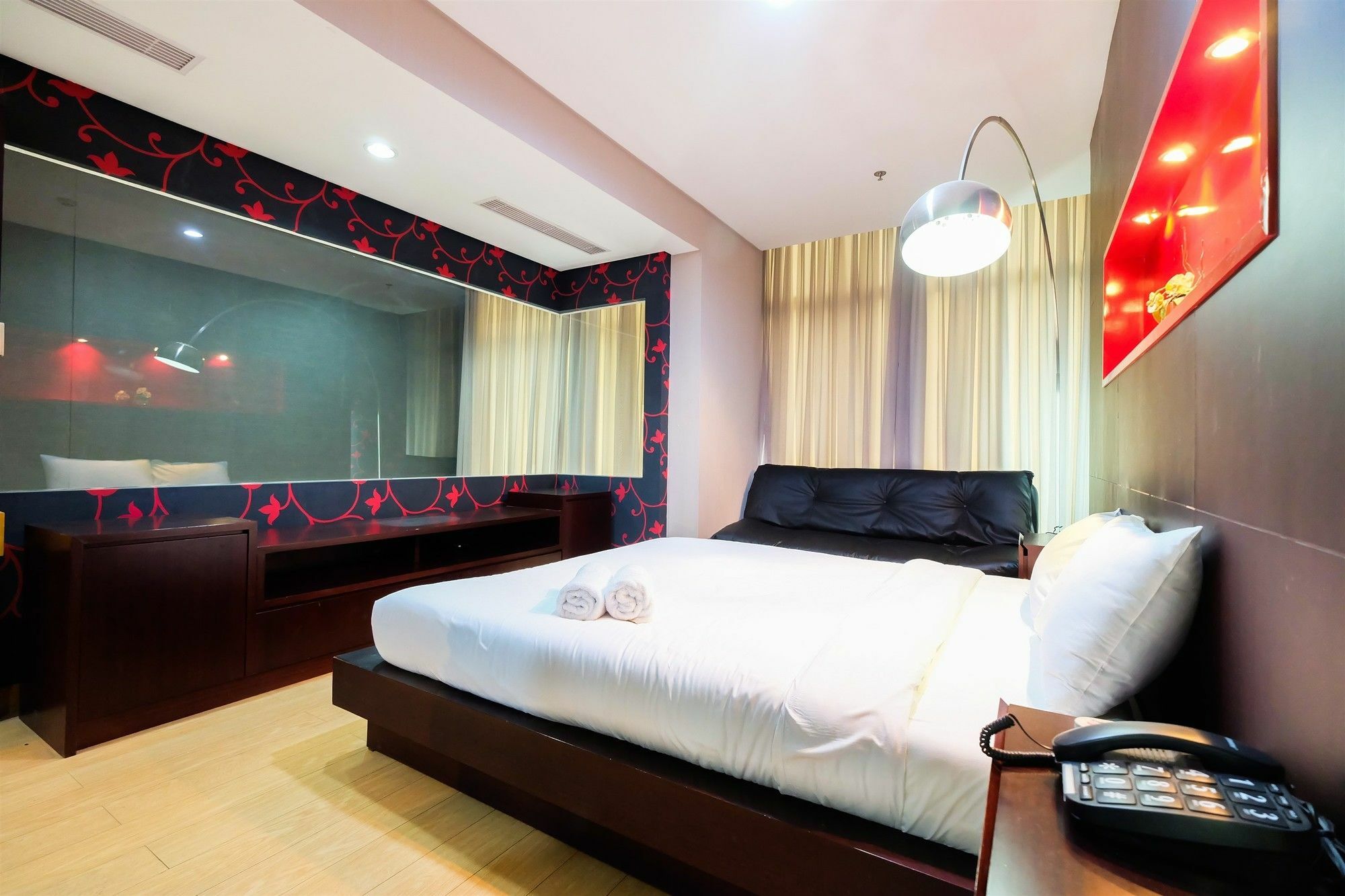 Loft 2 Bedrooms At The Summit Kelapa Gading By Travelio Apartment *