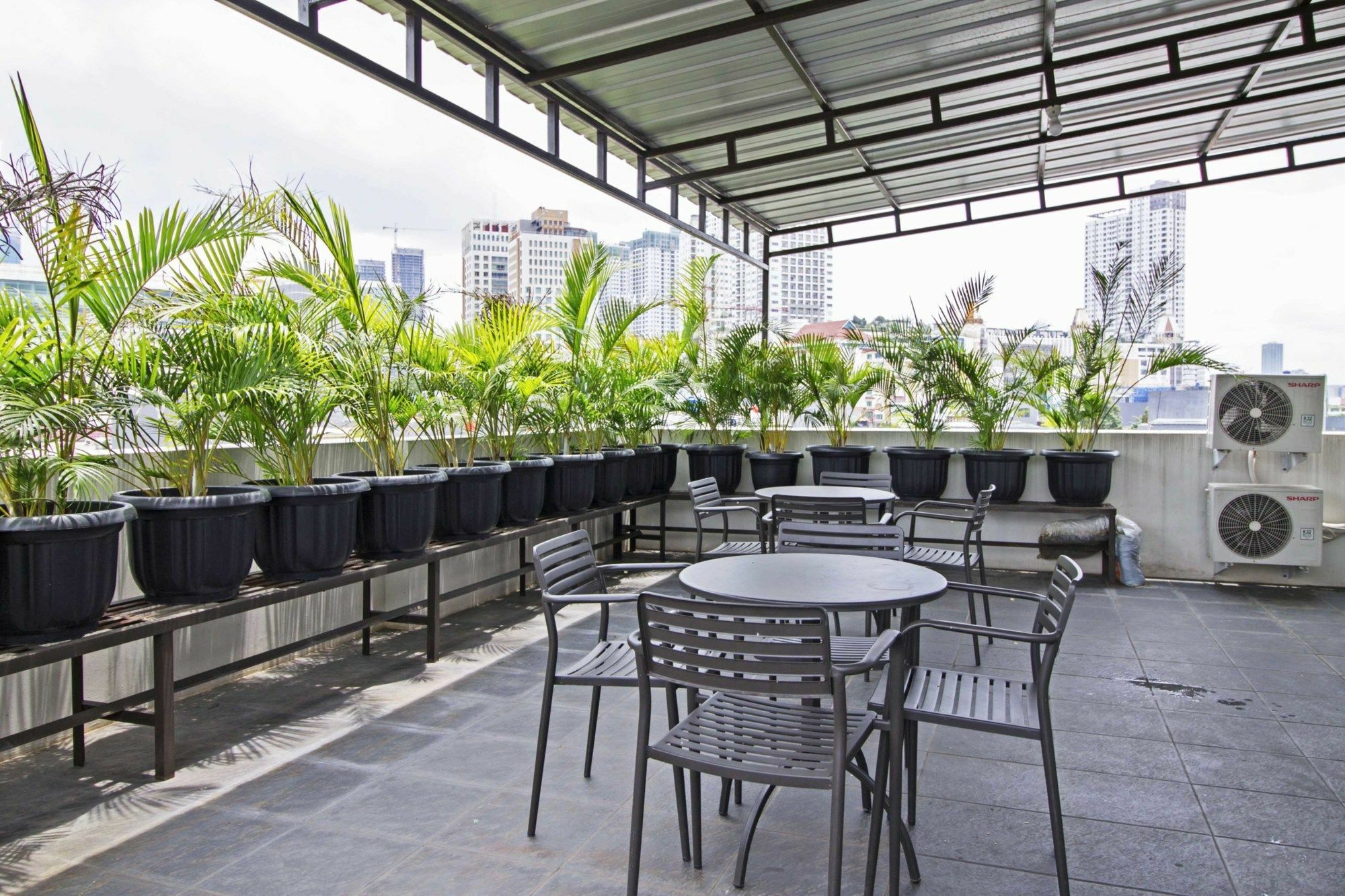 Reddoorz Near Plaza Indonesia Gasthof 3*