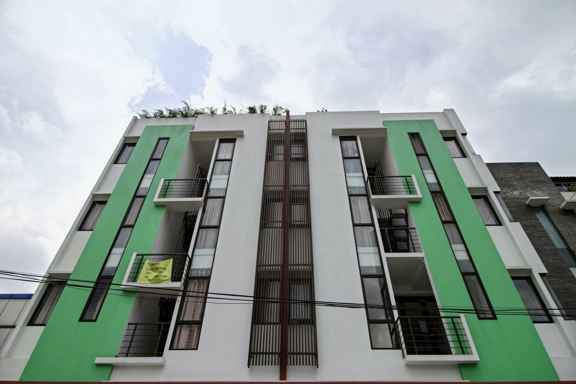 Gasthof Reddoorz Near Plaza Indonesia