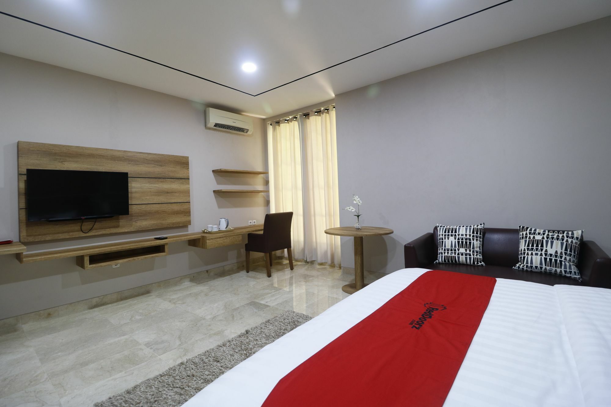 Nhà khách Reddoorz Premium Near Rs Indah