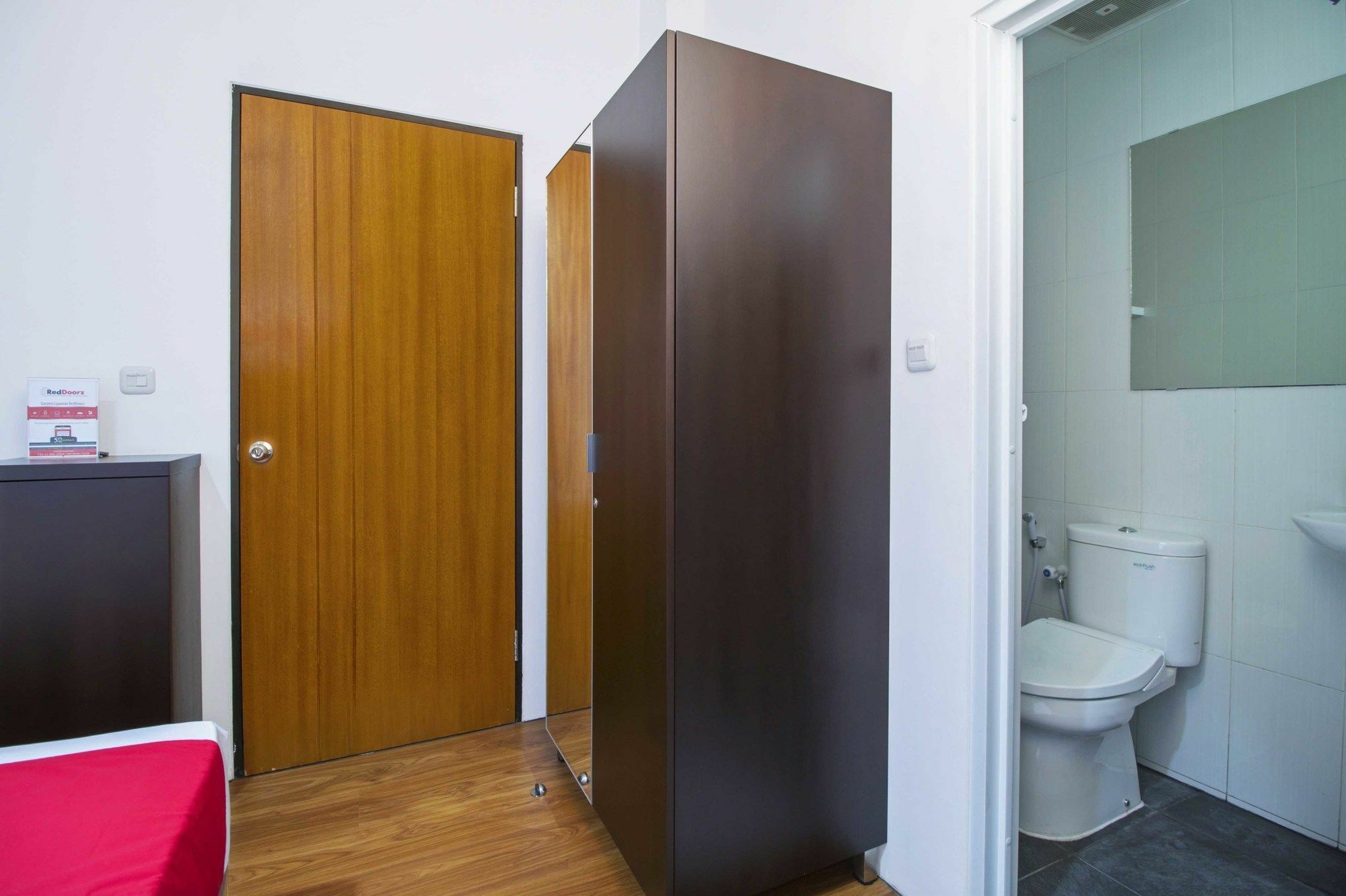 Gasthof Reddoorz Near Plaza Indonesia 3*
