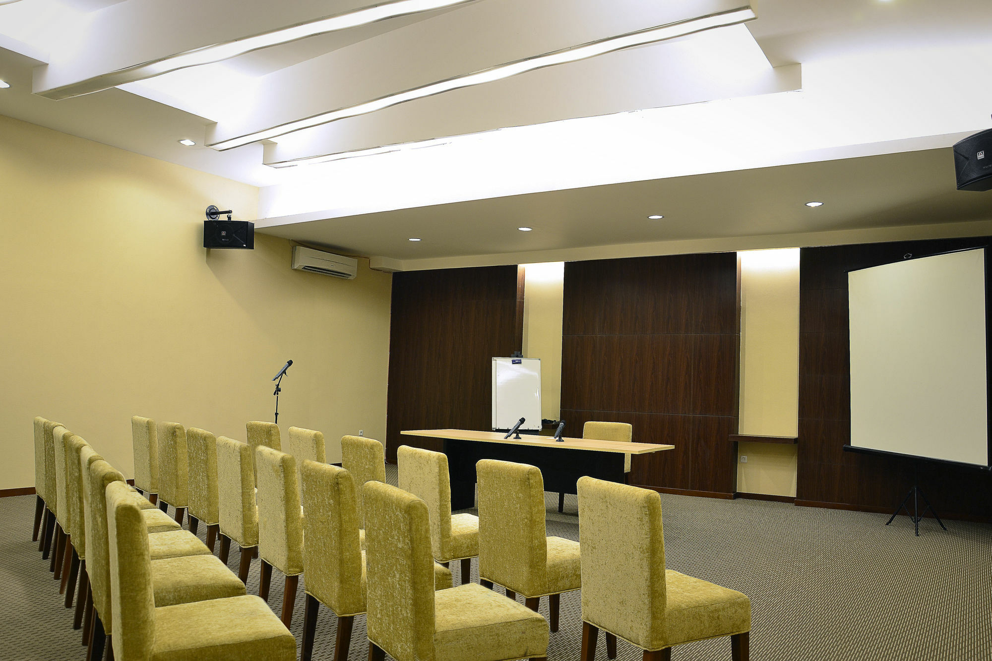 Feodora Grogol Hotel Jakarta