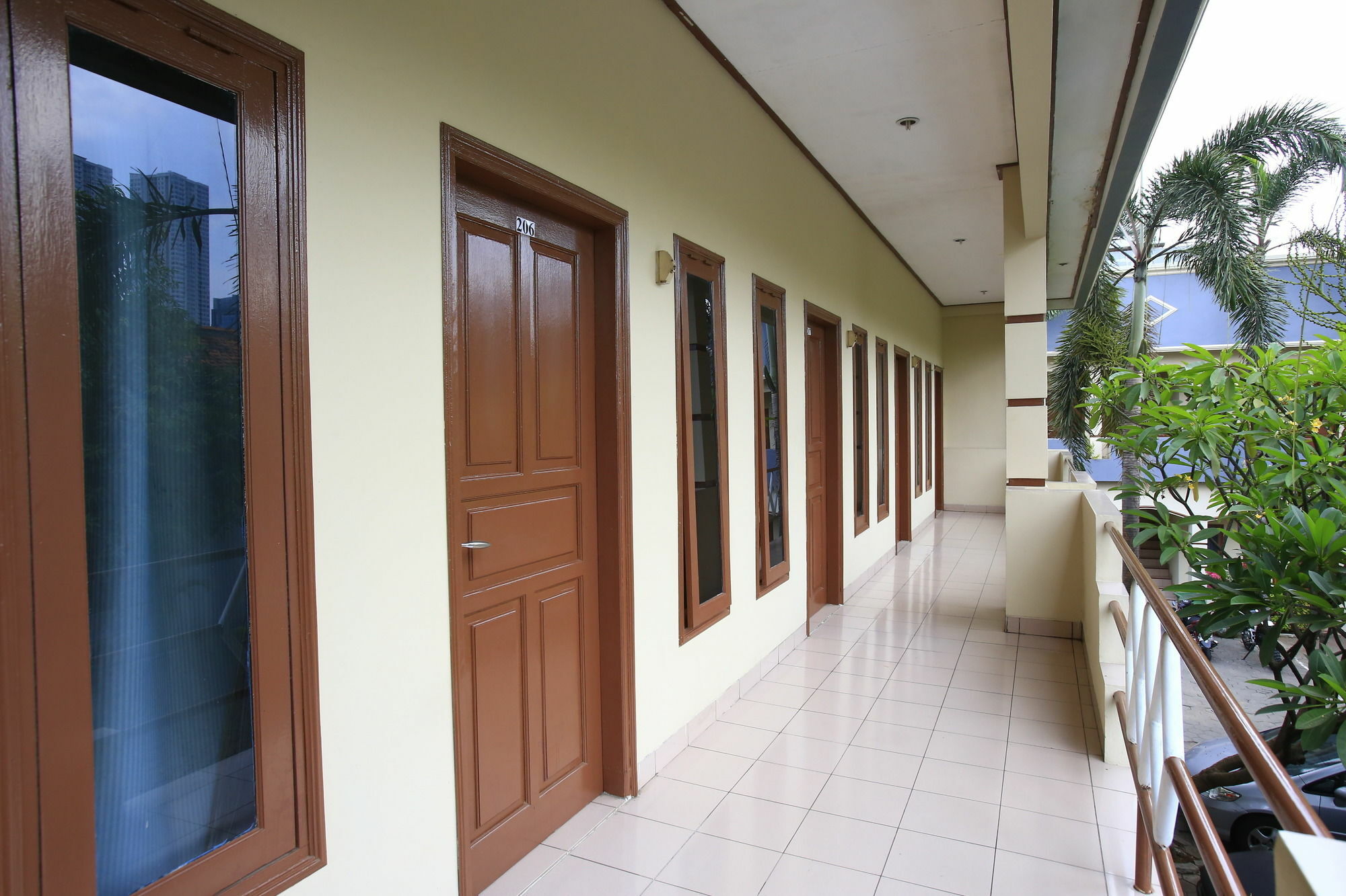 Reddoorz @ Karet Pedurenan 3 3* Jakarta