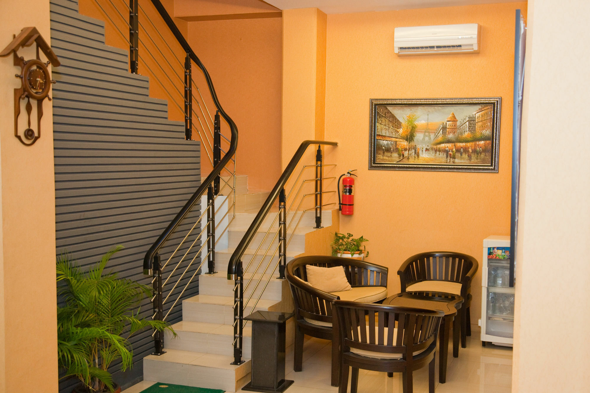Rumah Shinta Hotel