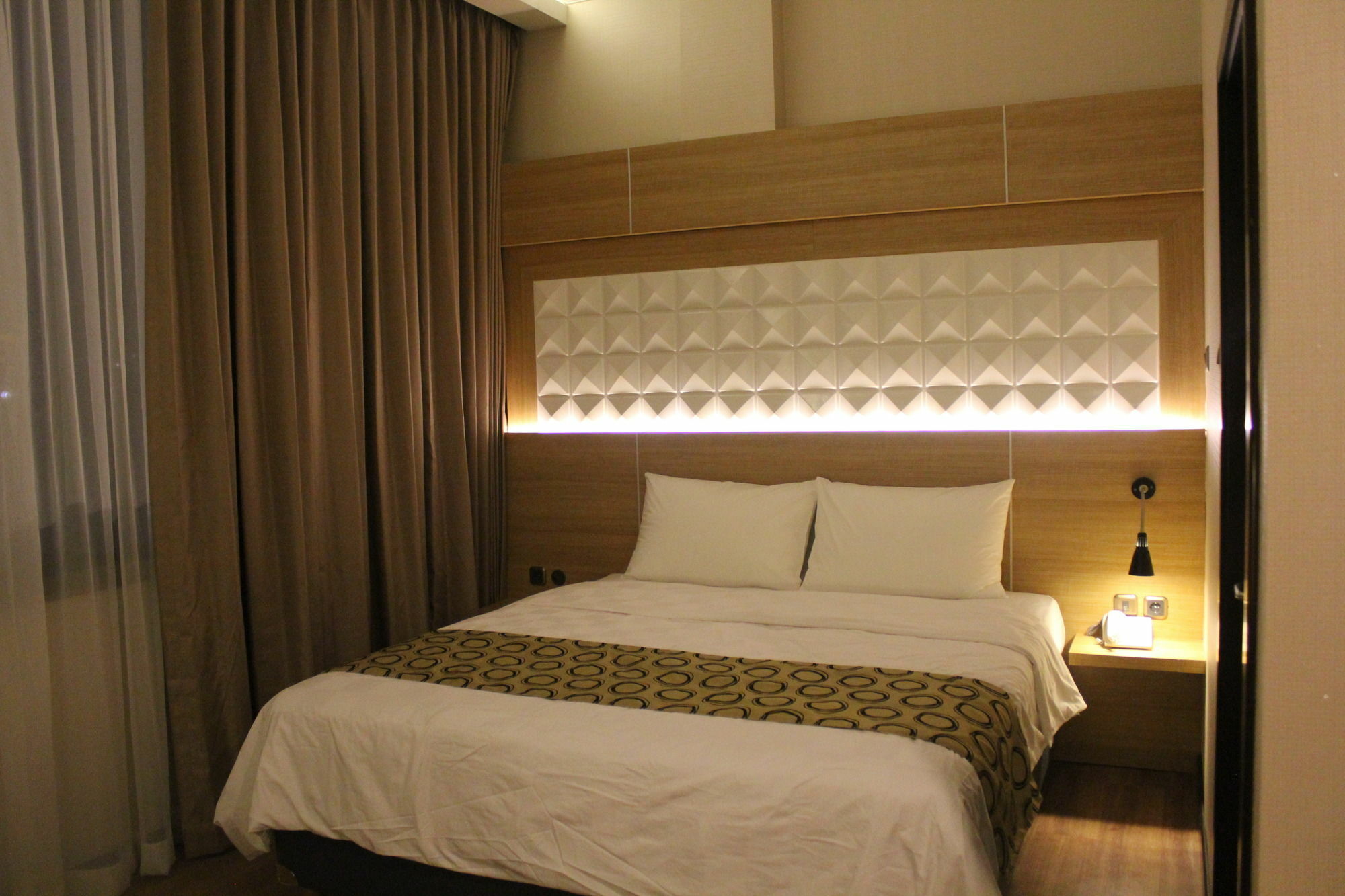 Fontana Hotel 2*