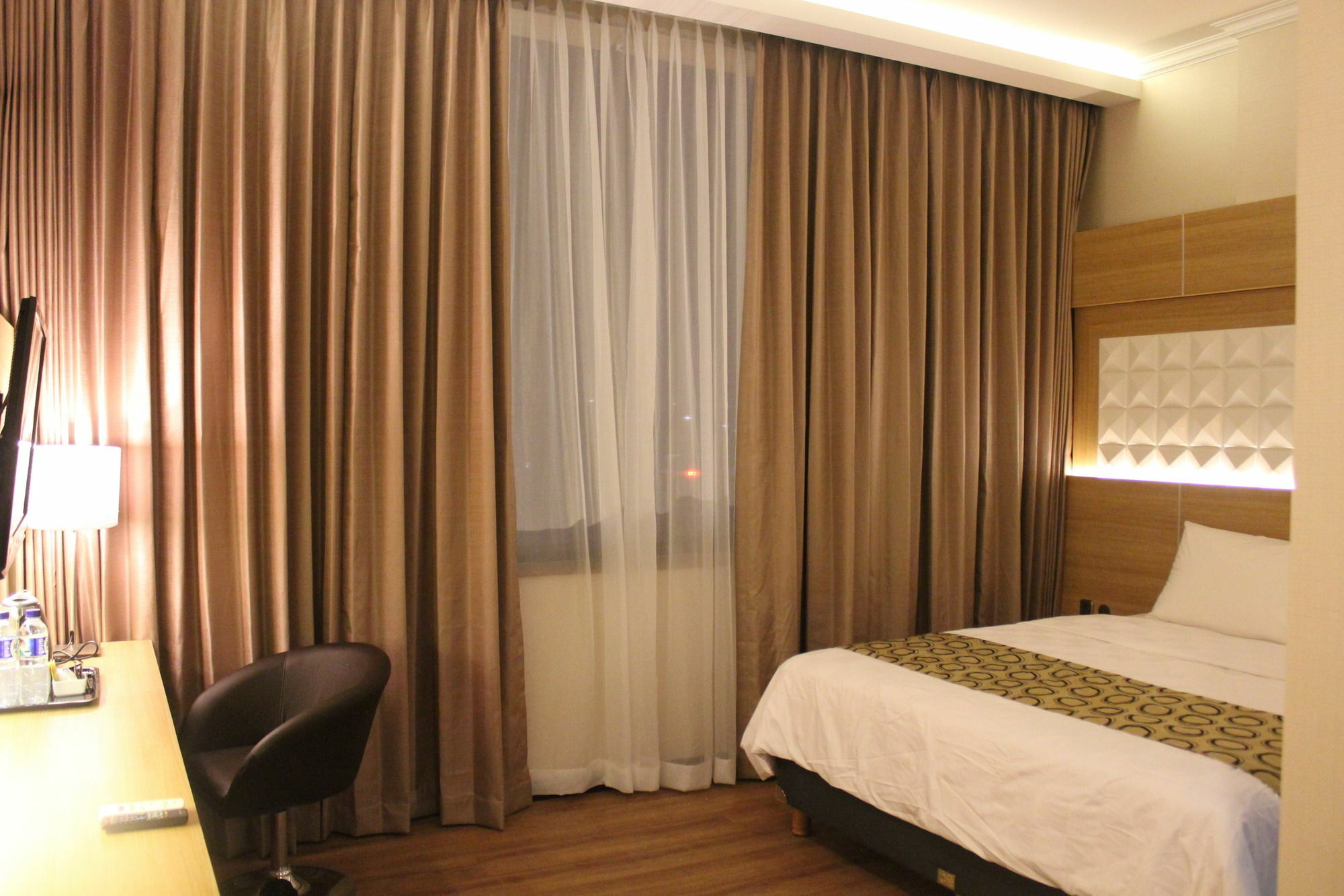 Fontana Hotel 2*
