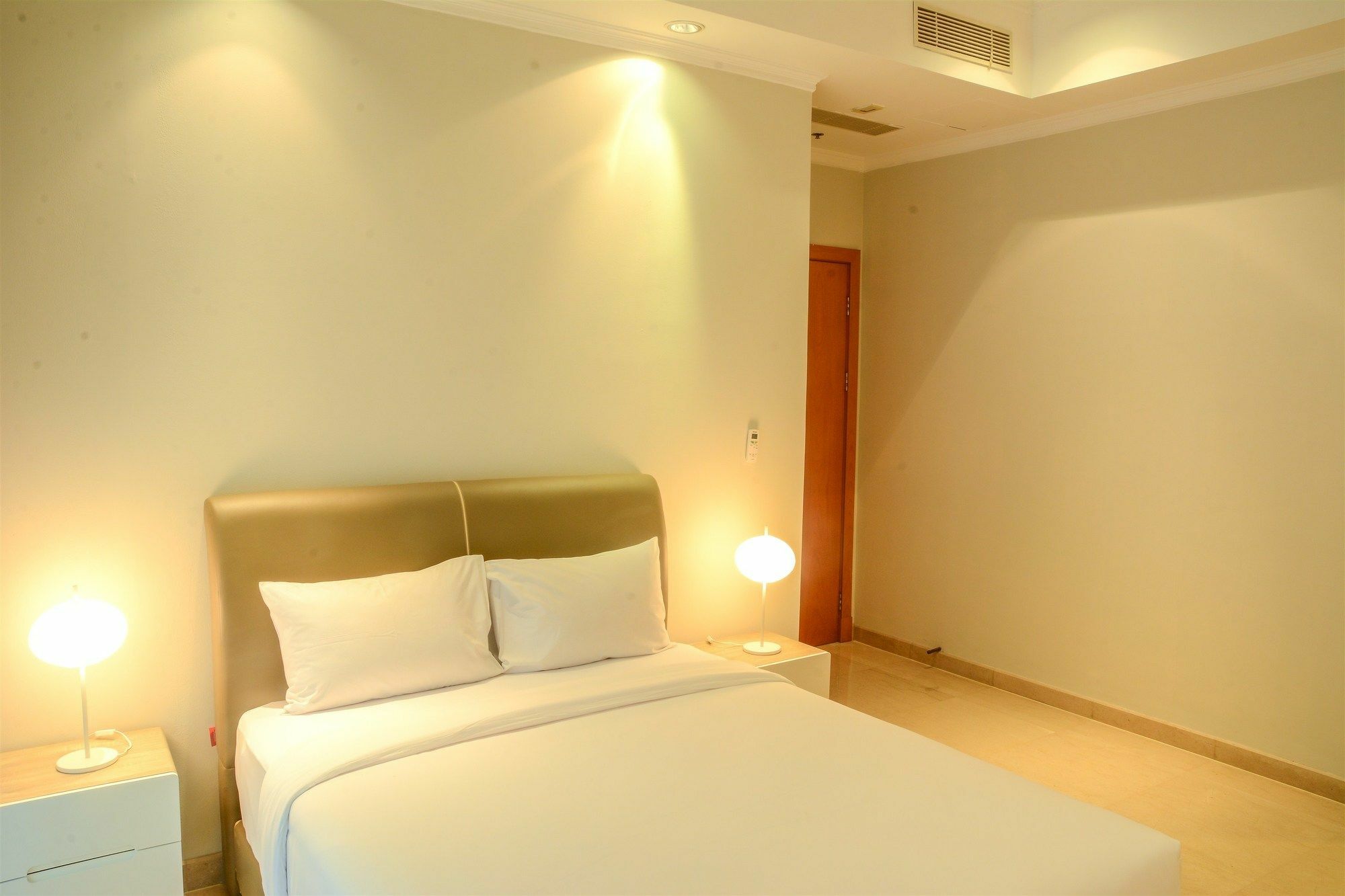 Apartemen 3 Bedrooms Premium Sudirman By Travelio Jakarta