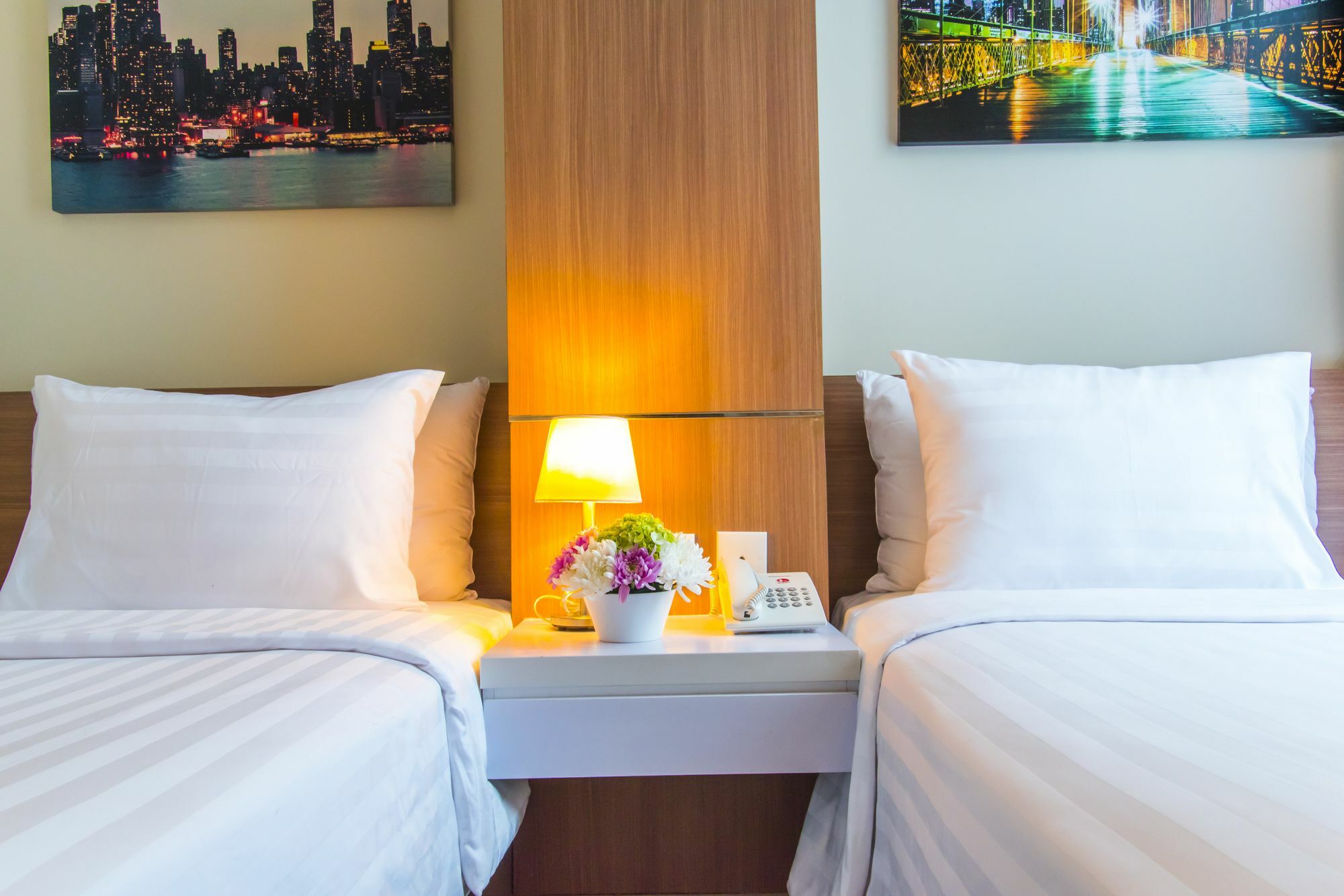 Hotel Dharmein 3*