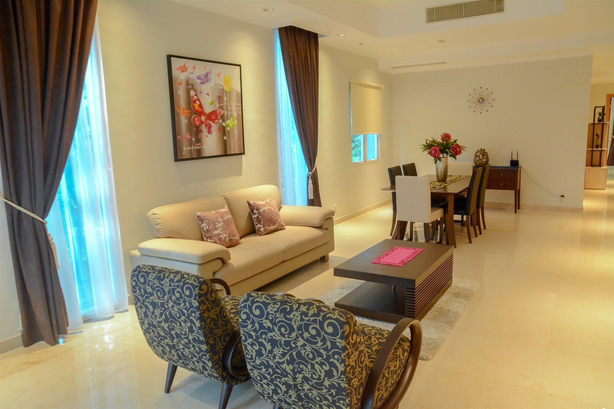 Apartment 3 Bedrooms Premium Sudirman By Travelio Jakarta