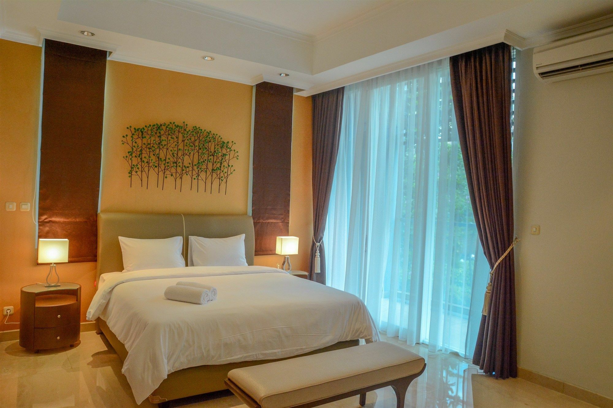 3 Bedrooms Premium Sudirman By Travelio Apartemen Jakarta