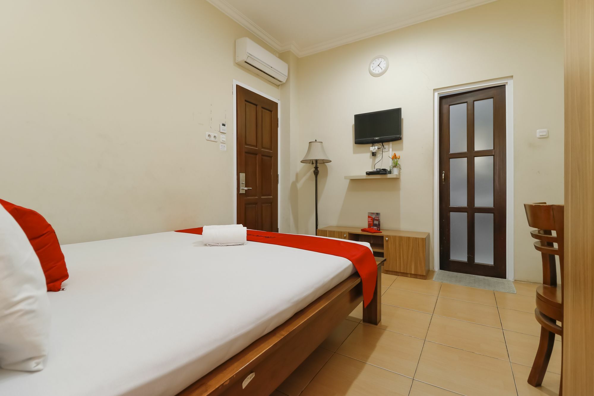 Gasthof Reddoorz @ Kwitang Jakarta