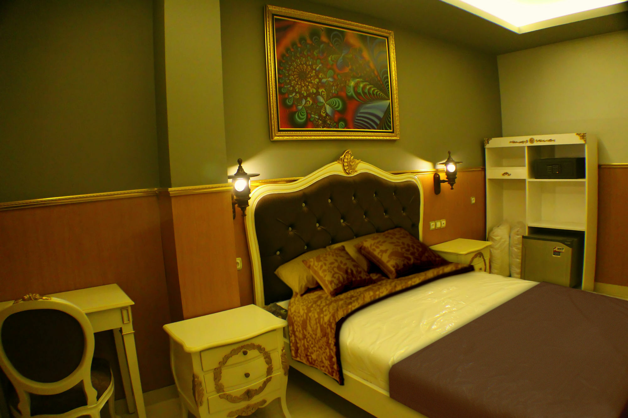 Grand Batik