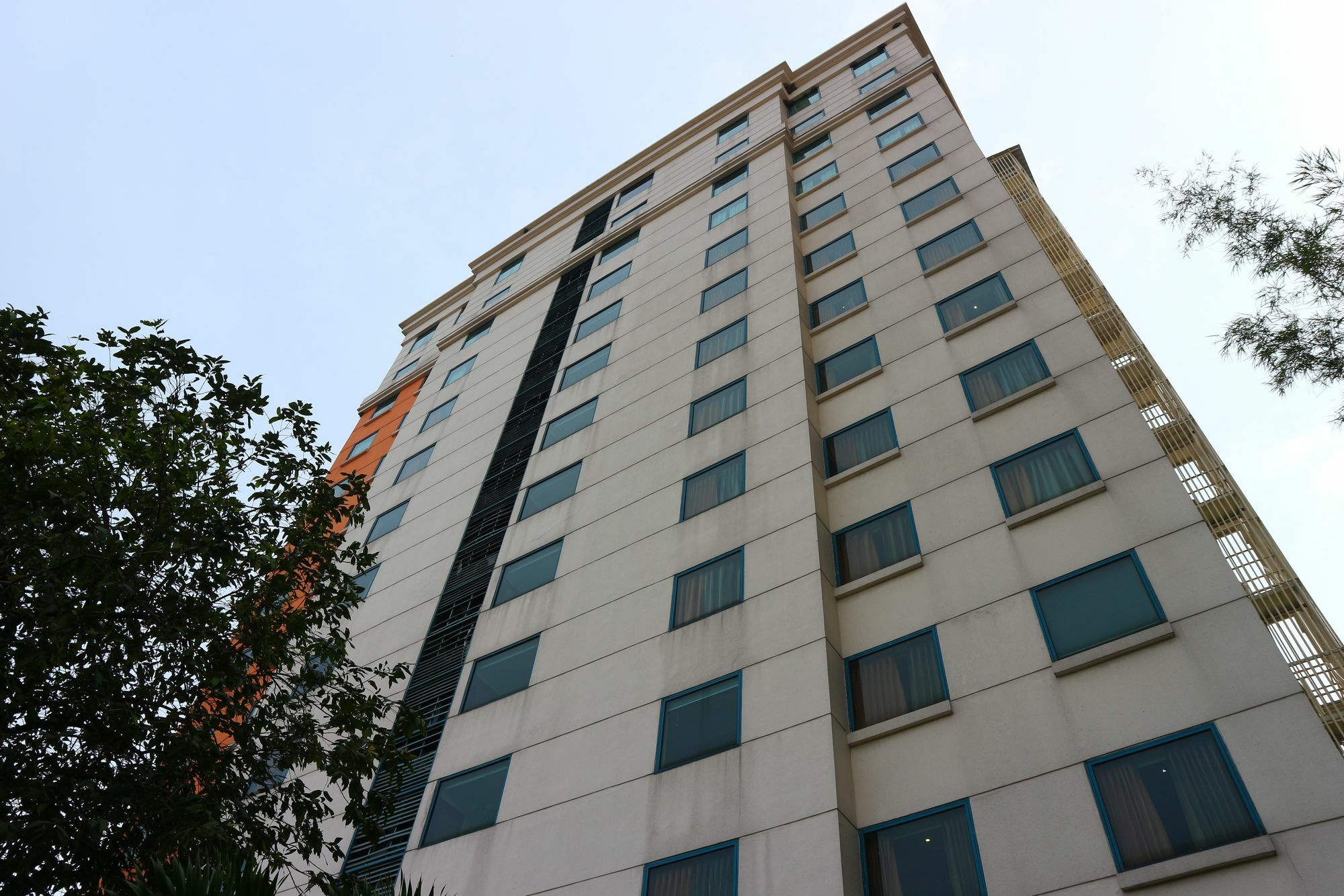 Horison Arcadia Mangga Dua 4*