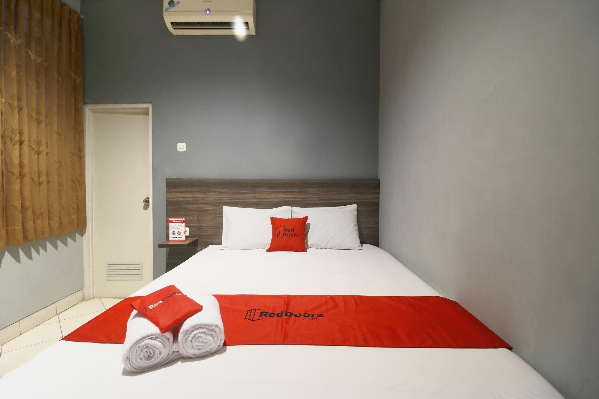 Reddoorz Near Rs Harapan Kita Guest house Jakarta
