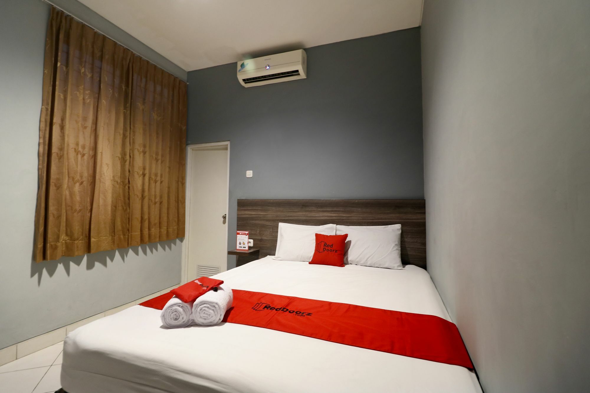 Reddoorz Near Rs Harapan Kita Guest house Jakarta