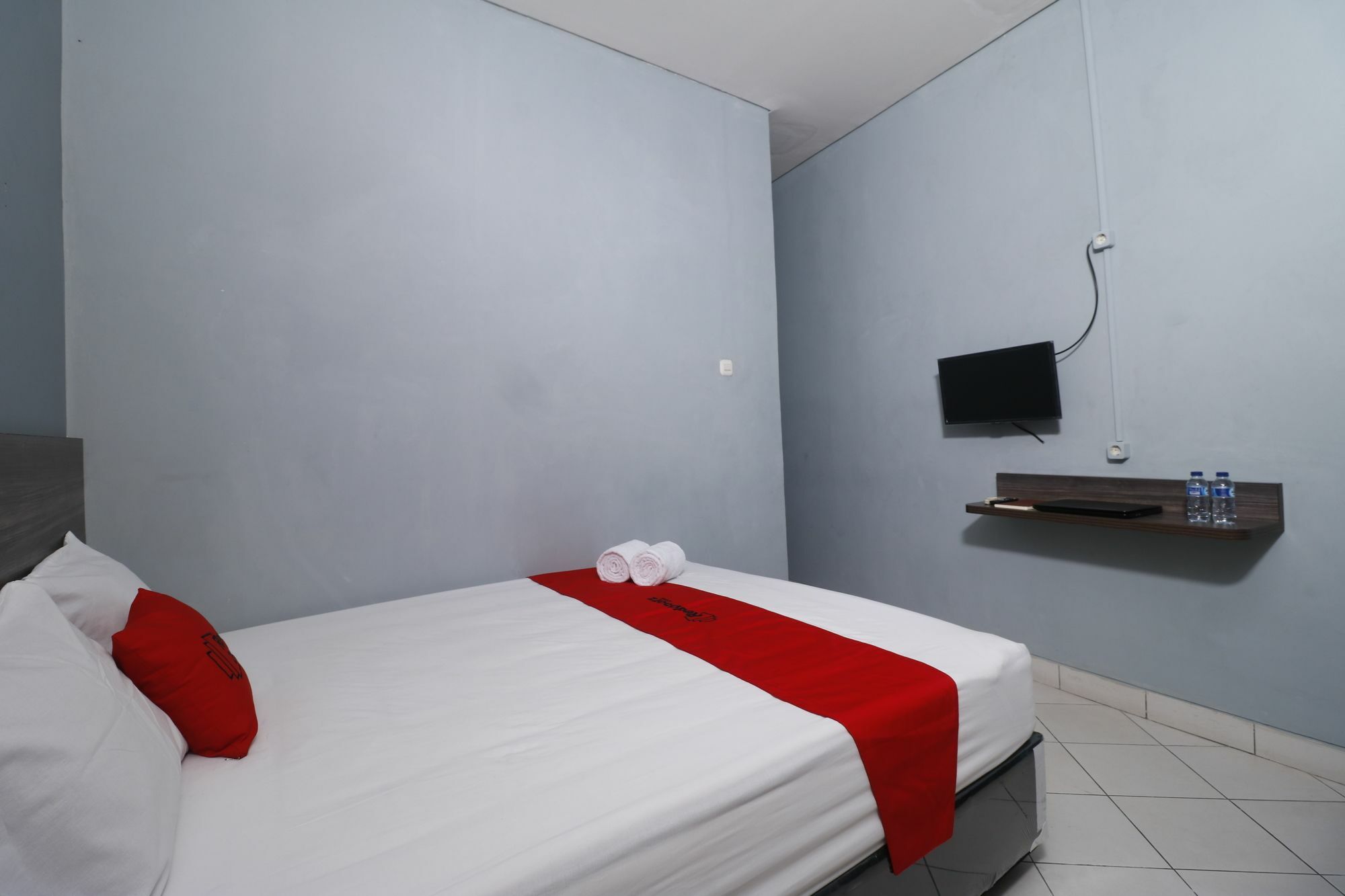 Reddoorz Near Rs Harapan Kita 3* Jakarta