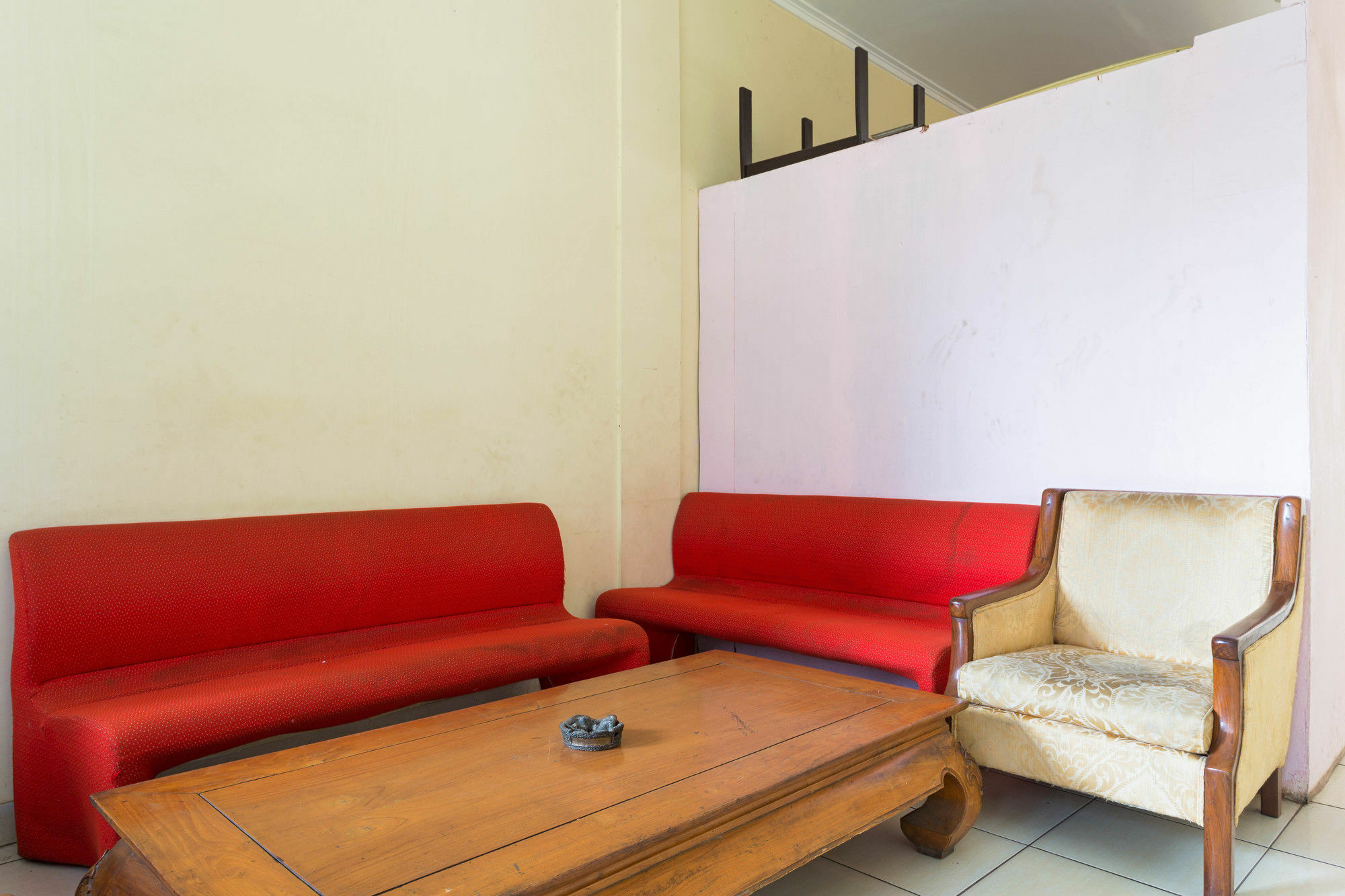Guest house Reddoorz @ Ciracas