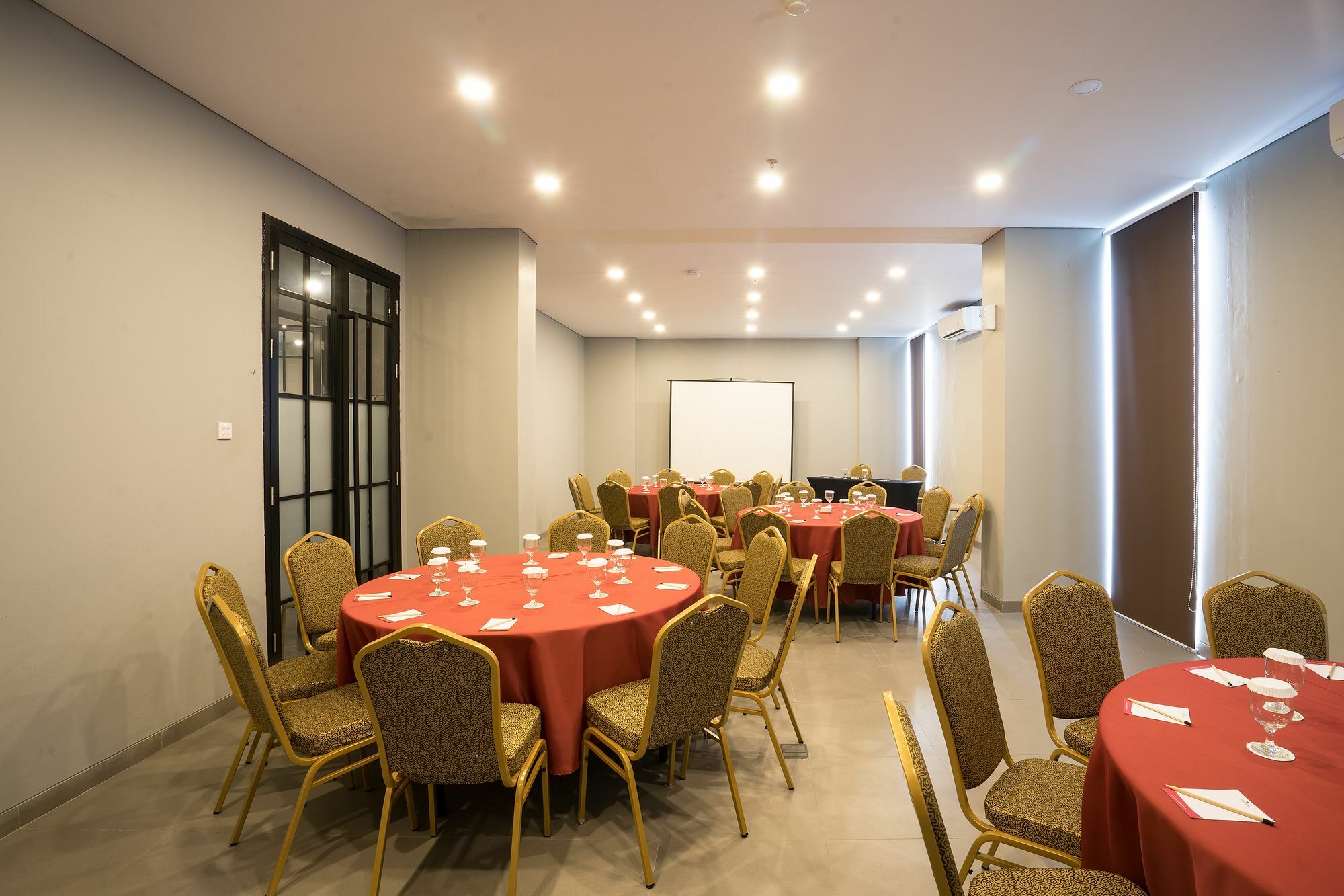 Hotel Maple 3*