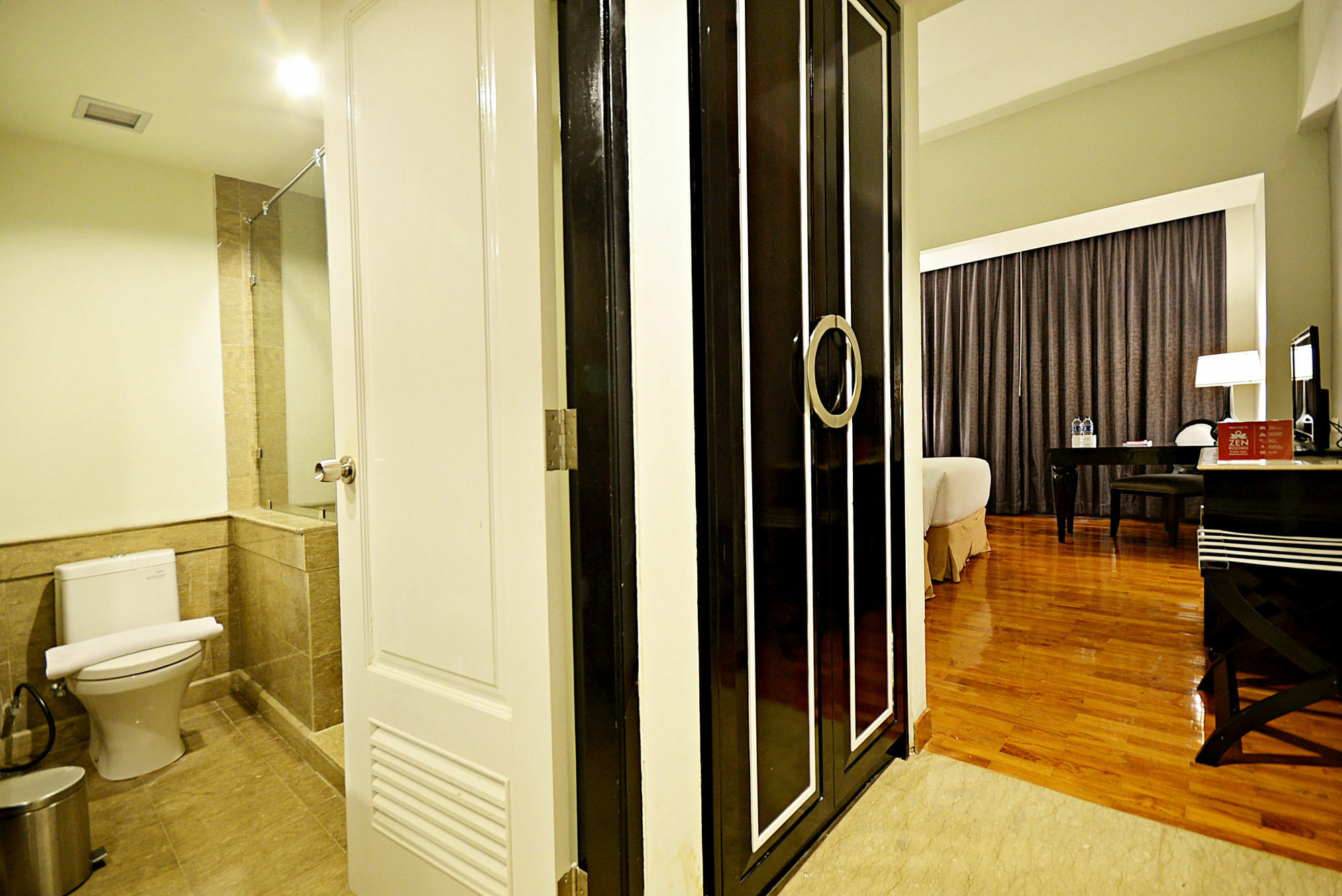 Hotel Zen Mampang Tendean Jakarta